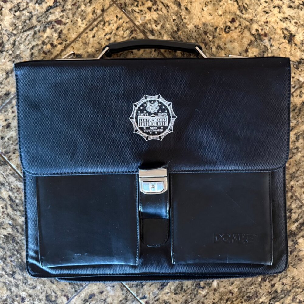 LIMITED EDITION: WHITE HOUSE News Photographers Association DOMKE Briefcase Bag